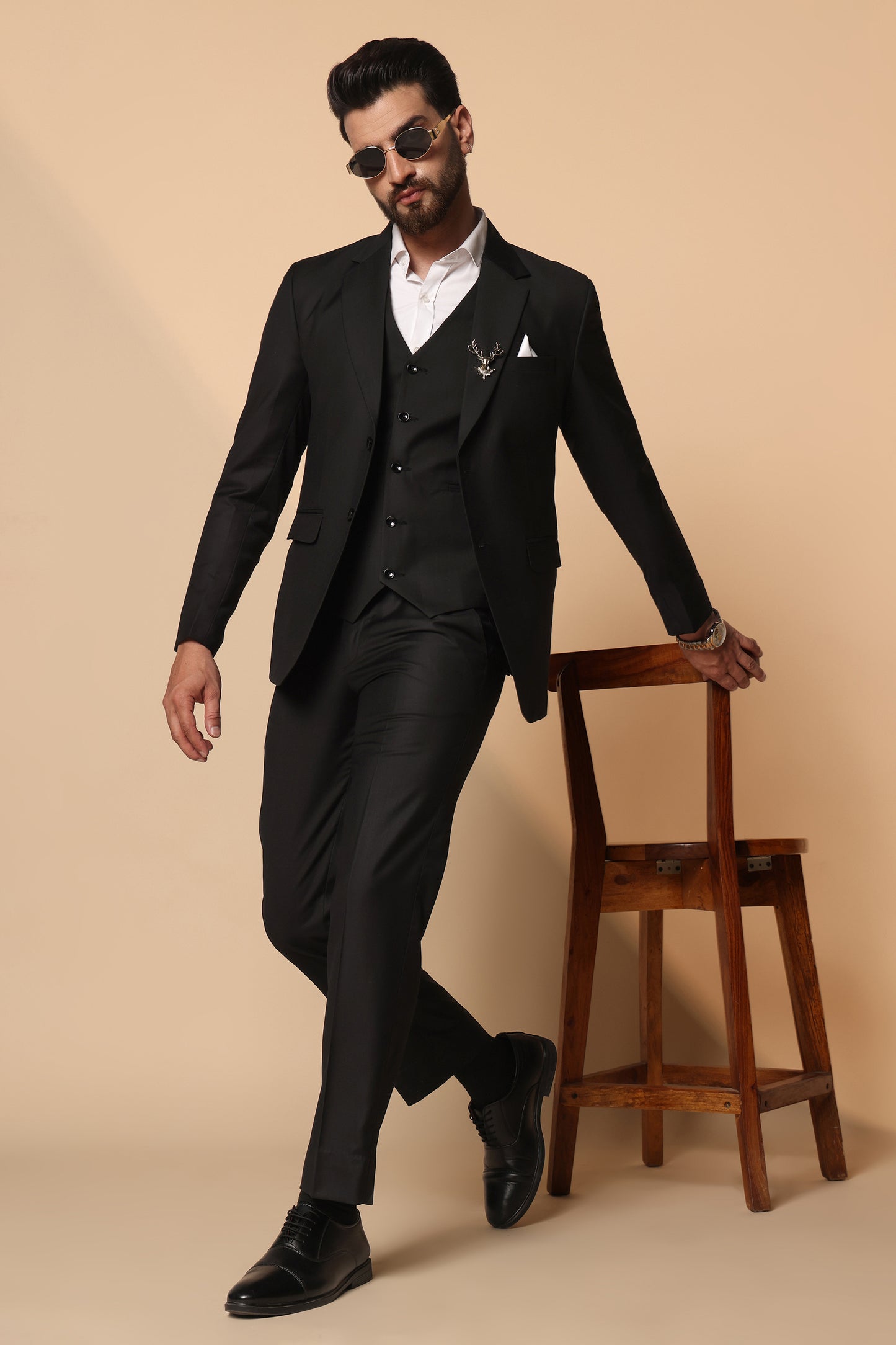 Black OFFKings Legacy Italian Fit Men's Single Breasted Three Piece Suit