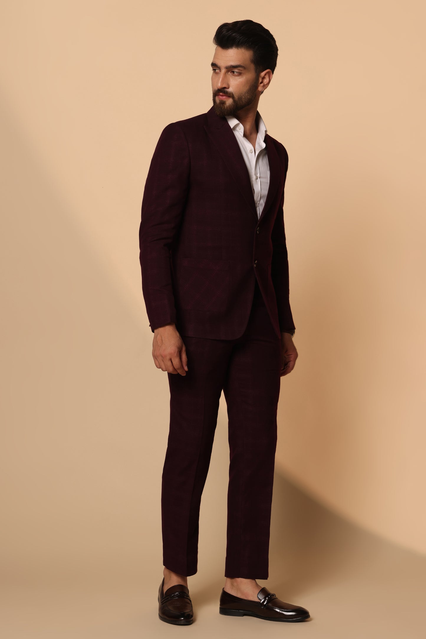 Cherry Charge Italian Fit Men's Single Breasted Suit